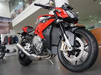 THACO giảm sốc giá BMW Motorrad giá từ 189 triệu đồng