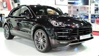 Porsche Macan giá 2,7 tỷ đồng tại Việt Nam