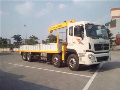 Xe tải 4 chân Dongfeng gắn cẩu 5 tấn Soosan